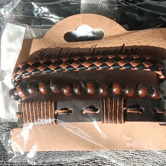 NEW Vegan Leather and wood bead bracelet set - Picture 3 of 3